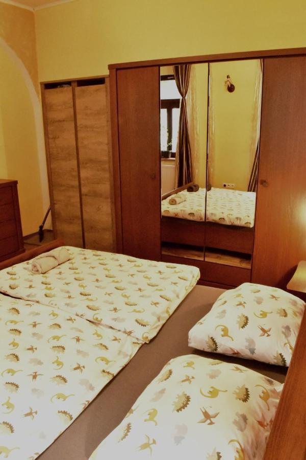 Old Town Bratislava 1Bdr Private Parking Apartment Exterior photo